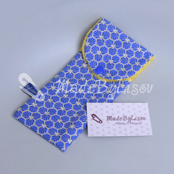Pochette à brosse à dent